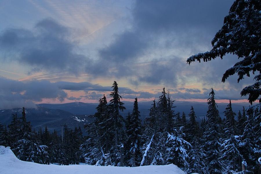 Timberline sunset, Oregon - Flickr - Bonnie Moreland free images